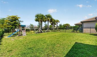 3721 E Hampton Cir, Alva, FL 33920