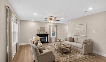 5438 Leeds Ln, Biloxi, MS 39532