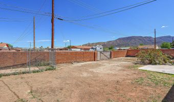 1311 Desert Dawn Dr, Alamogordo, NM 88310