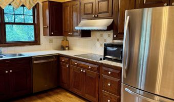 2822 Country Club Dr, Atlantic, IA 50022