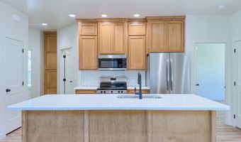 1106 S Stockton St, Ada, OK 74820