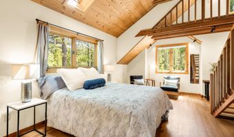 16396 Skyline Dr, Bend, OR 97703