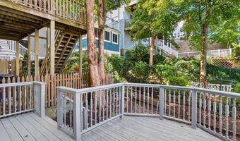 404 E 7th St, Boston, MA 02127