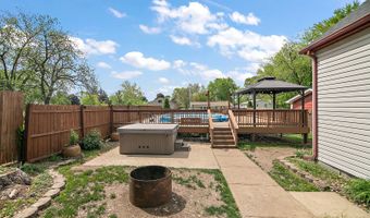 205 W 5th St, Aroma Park, IL 60910