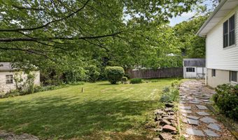 16 Oneida Ave, Atlantic Highlands, NJ 07716