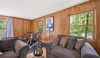 5 Pinecrest Cir, Bedford, NH 03110
