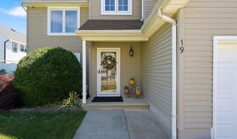 19 W Dolphin Cir W, Bayville, NJ 08721