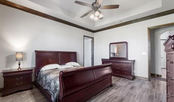 927 Friendship Rd, Weatherford, TX 76085