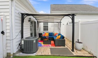 3992 Trade Royal Crossing Dr, Columbus, OH 43230