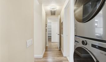 5310 Zelzah Ave 302, Encino, CA 91316