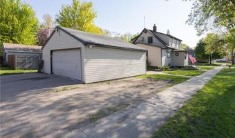 331 7th St S, Breckenridge, MN 56520