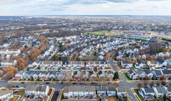 20419 CHARTER OAK Dr, Ashburn, VA 20147