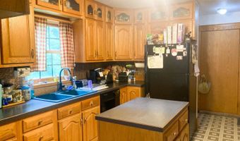 5918 Rossetter Rd, Albany, OH 45710