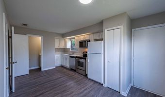 890 HIBISCUS St, Atlantic Beach, FL 32233