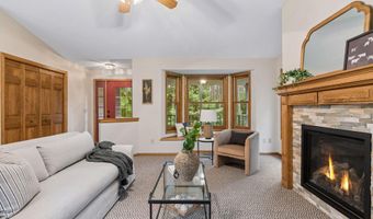 16528 Ward Lake Dr NW, Andover, MN 55304