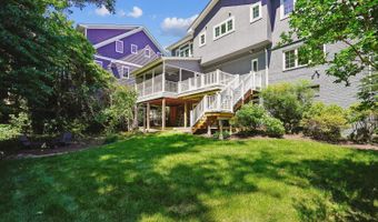 3536 N DICKERSON St, Arlington, VA 22207