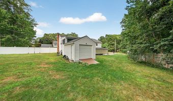 27 High St, Bellingham, MA 02019
