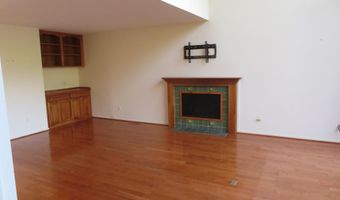 2134 Overlook Ct, Ann Arbor, MI 48103