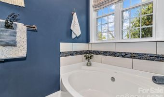 213 Nut Hatch Loop, Arden, NC 28704
