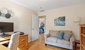 16 Patriots Rd, Acton, MA 01720