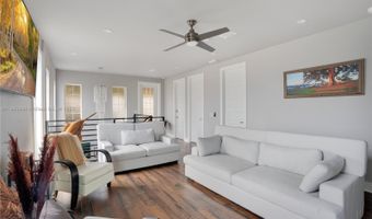 555 Peachtree Rd, Orlando, FL 32804