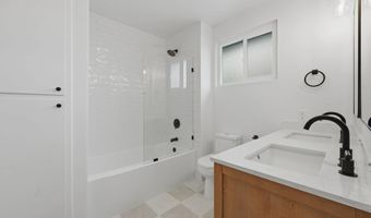 2610 Chestnut Ave, Carlsbad, CA 92010