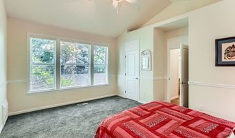 20820 YOSEMITE St, Aurora, OR 97002