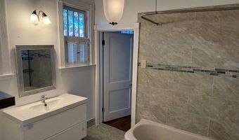 319 EDISON St, Baton Rouge, LA 70806