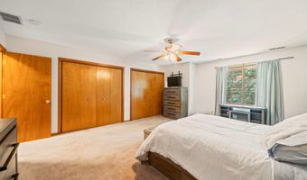 410 Emmett St 93, Bristol, CT 06010