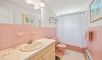 159 Haynes Rd, Avon, CT 06001