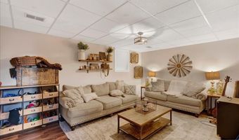 192 KENTWOOD Dr, Alabaster, AL 35007