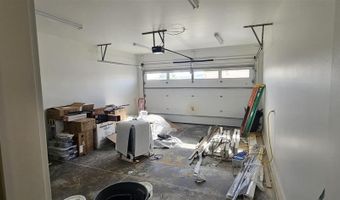 2701 Skyview Ln, Cody, WY 82414