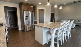 6860 W DESIGN Dr, Appleton, WI 54942