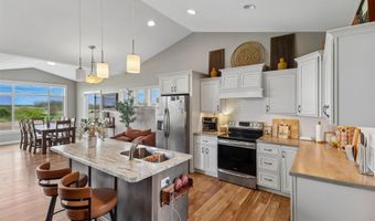 3002 Kernel Ln, Adel, IA 50003