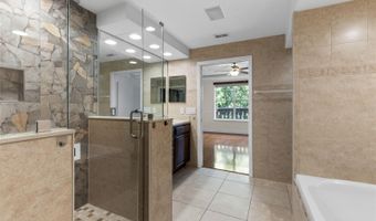 917 LOTUS VISTA Dr 201, Altamonte Springs, FL 32714