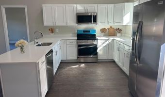 2005 Charleston Pl, Bainbridge, GA 39817