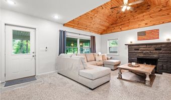 6170 Oberlin Rd, Amherst, OH 44001