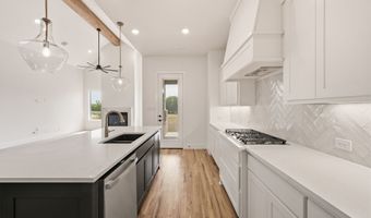 910 Sandpiper Dr, Aledo, TX 76008