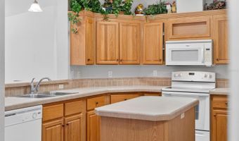 56310 REDBUD Rd, Astor, FL 32102