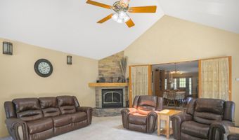 12977 Richmond Heights Dr, Aberdeen, SD 57401