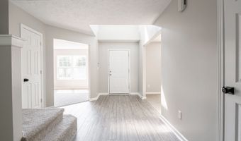 2924 Coles Creek Ln, Indianapolis, IN 46217