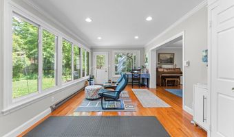 5121 BALTAN Rd, Bethesda, MD 20816