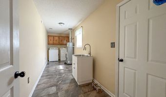408 Hunters Pkwy, Batesville, MS 38606