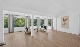 1979 S CAVE HOLLOW Way, Bountiful, UT 84010