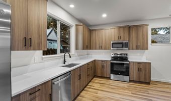477 SE Roosevelt Ave, Bend, OR 97702