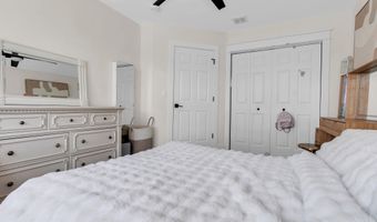 20 Hannah Lee Rd, Barnegat, NJ 08005