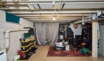 7160 NE 14th St, Ankeny, IA 50023