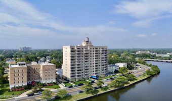 500 Deal Lake Dr 2D, Asbury Park, NJ 07712