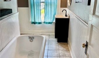 391 Cornell St, Akron, OH 44310