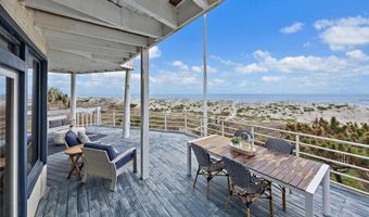 1879 BEACH Ave, Atlantic Beach, FL 32233